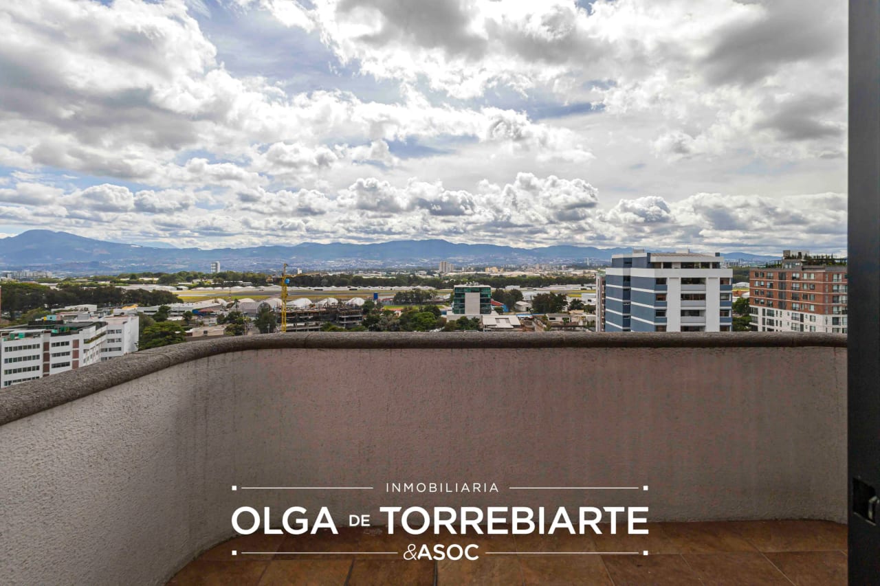 Apartamento en Edificio Bellini, zona 14 — foto 8 de 11