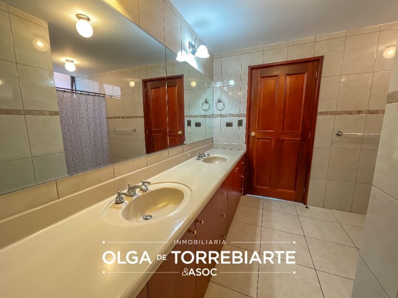 Apartamento en Da Vinci Zona 14 — foto 15 de 15