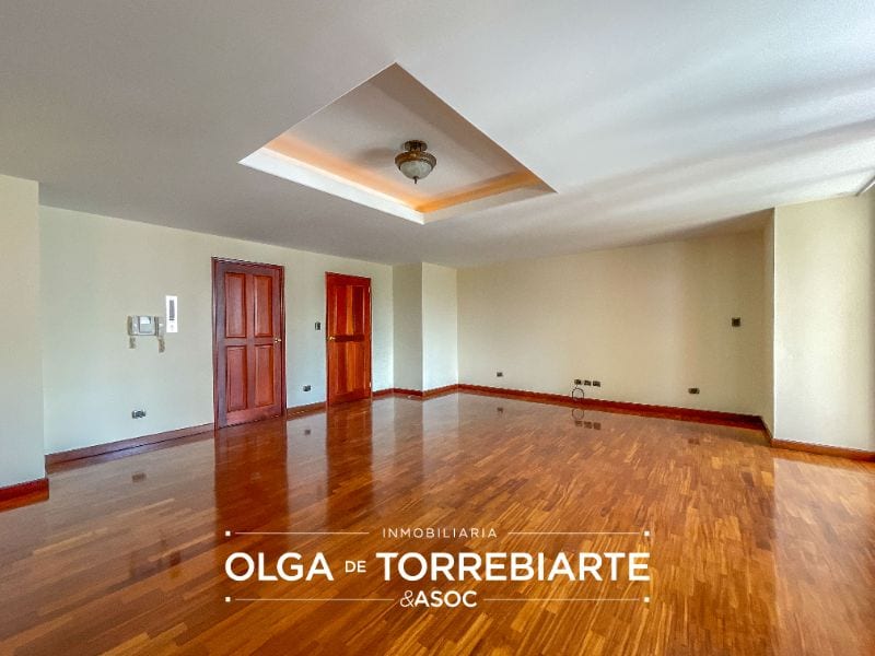 Apartamento en Da Vinci Zona 14 — foto 9 de 15