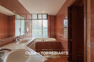 Apartamento amueblado en LExcellence, zona 14 — miniatura 2 de 13