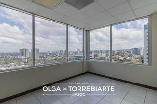 Oficina en Zona Pradera, zona 10 — miniatura 10 de 17