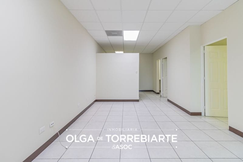 Oficina en Zona Pradera, zona 10 — foto 14 de 17