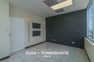 Oficina en Zona Pradera, zona 10 — miniatura 13 de 17