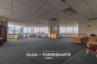 Oficina de 2 niveles en Murano Center, zona 10 — miniatura 9 de 14