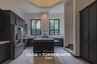 Casa en Condado El Obispo, Antigua Guatemala — miniatura 9 de 12