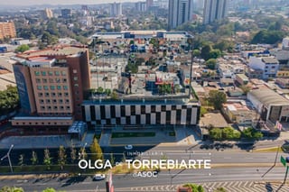 Edificio en Zona 10 — miniatura 10 de 17