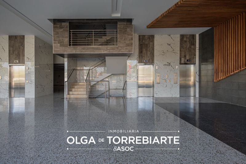 Edificio en Zona 10 — foto 6 de 17