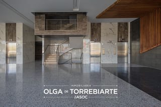 Edificio en Zona 10 — miniatura 6 de 17