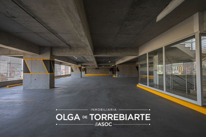 Edificio en Zona 10 — foto 8 de 17