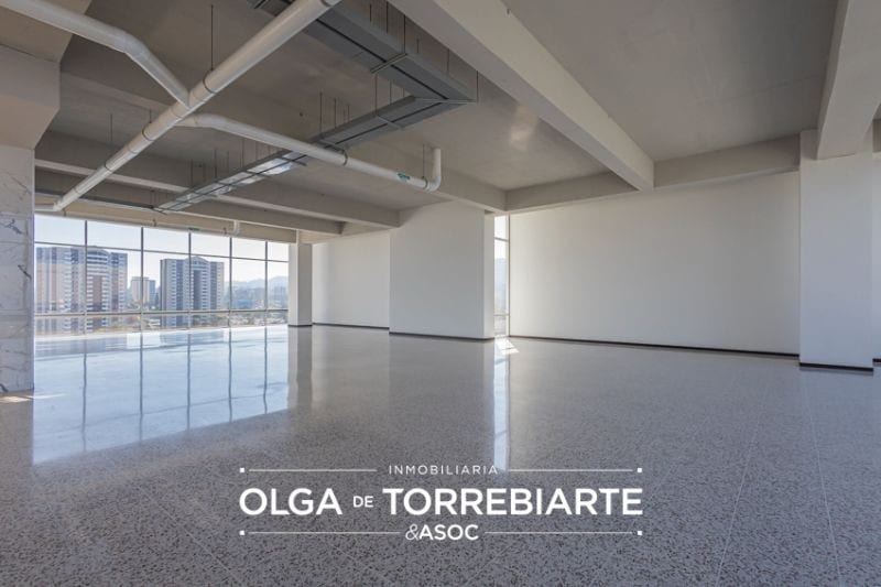 Edificio en Zona 10 — foto 2 de 17