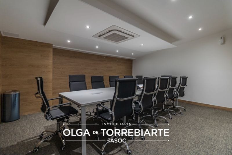 Oficina en Edificio Burgó, zona 14 — foto 6 de 13