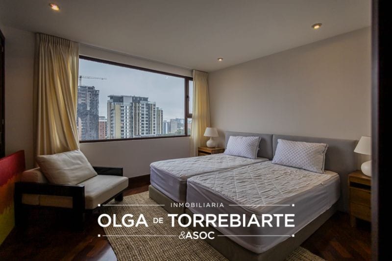 Apartamento amueblado en Santa María, Zona 10 — foto 2 de 13