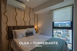 Apartamento con terraza en Quo, zona 4 — miniatura 2 de 12