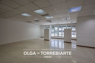 Oficina en Casa Veranda, zona 10 — miniatura 1 de 16