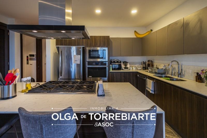 Apartamento en Edificio Laurel, Zona 15 — foto 10 de 17