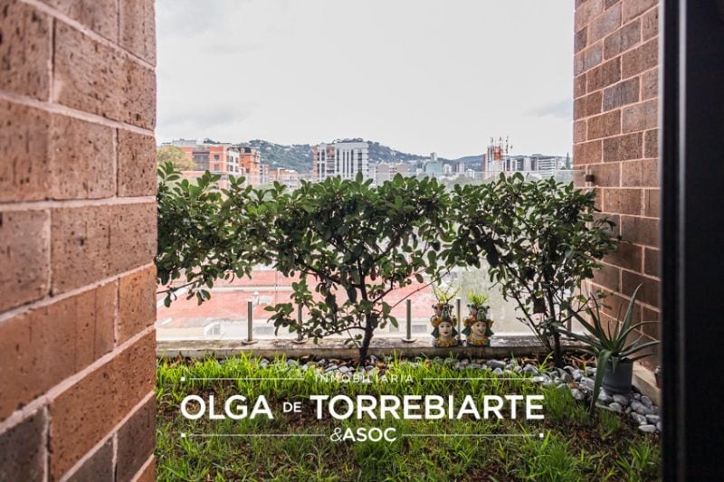 Apartamento en Edificio Laurel, Zona 15 — foto 9 de 17