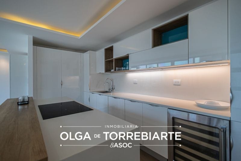 Apartamento en Edificio LIV, zona 15 — foto 4 de 15