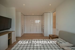 Apartamento en Edificio LIV, zona 15 — miniatura 3 de 15