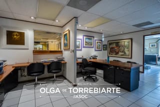 Clínica en Centro Médico, Zona 10 — miniatura 3 de 12