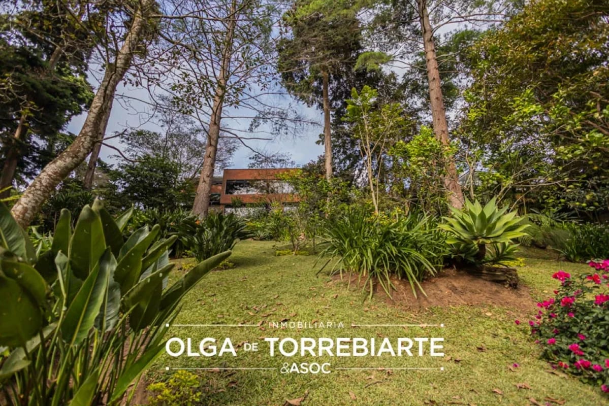 Casa en venta Lomas del Bosque — foto 3 de 15
