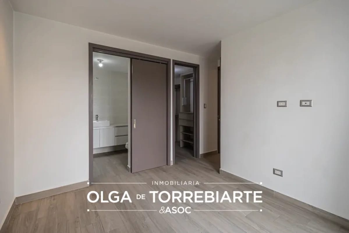 Apartamento en Epic 15, Zona 15 — foto 5 de 16