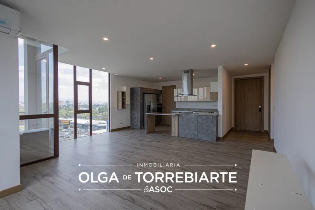 Apartamento en Nordic, Zona 15 — foto 1 de 15
