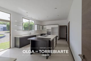 Casa en Casa y Campo Carretera a El Salvador — miniatura 7 de 17