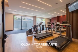 Apartamento amueblado en Naori, Zona 10 — miniatura 4 de 16