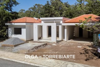 Casa de 1 nivel en Hacienda Nueva — miniatura 3 de 7
