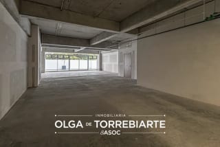 Local en Medika10, Zona 10 — miniatura 3 de 4
