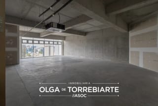 Clínica en Medika10, Zona 10 — miniatura 1 de 4