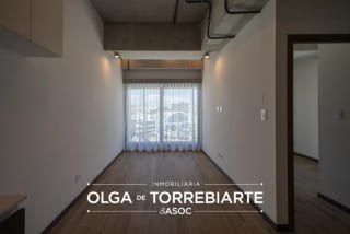 Apartamento en renta Edificio Séptimo, zona 4 — miniatura 1 de 5