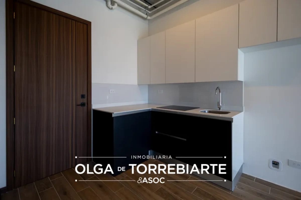 Apartamento en renta Edificio Séptimo, zona 4 — foto 2 de 5