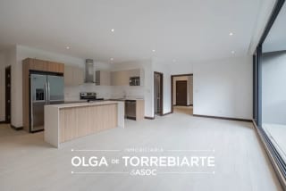 Apartamento en Spazio, Zona 15 — miniatura 5 de 14