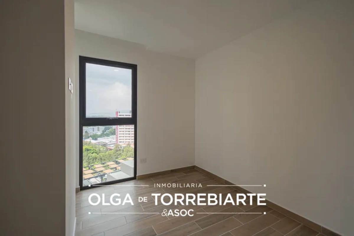 Apartamento en Parque 14, Zona 14 — foto 3 de 11