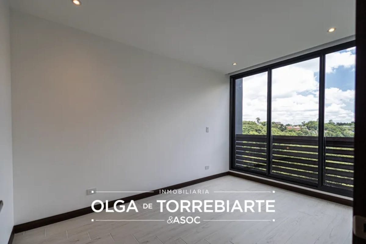 Apartamento en Spazio, Zona 15 — foto 11 de 16