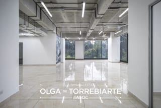Oficina en Centro de Negocios Spazio, Zona 15 — miniatura 1 de 13
