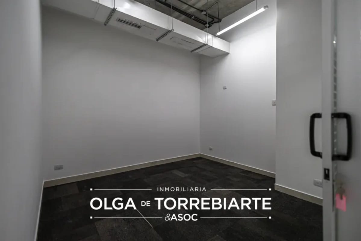 Oficina en Centro de Negocios Spazio, Zona 15 — foto 4 de 13