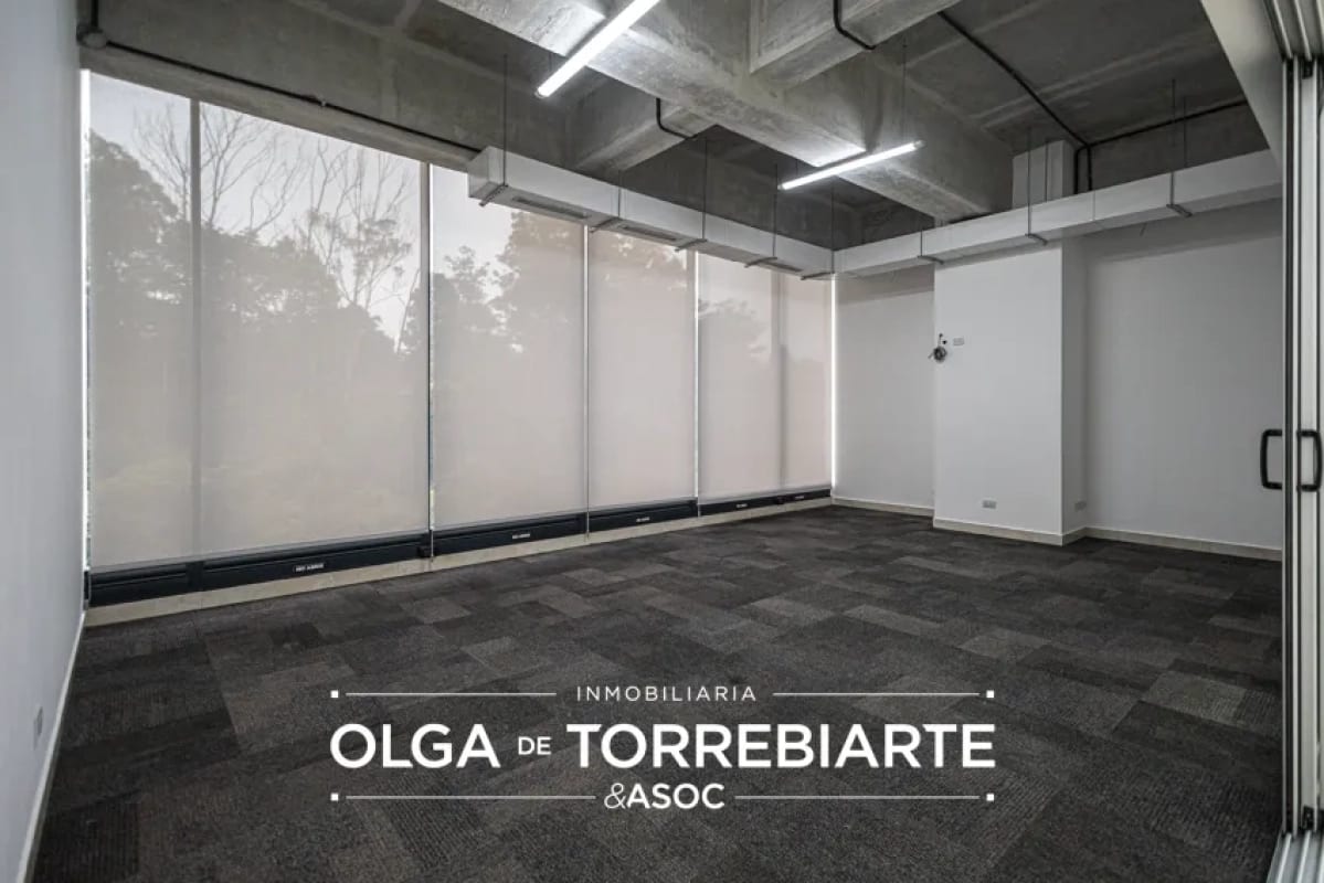 Oficina en Centro de Negocios Spazio, Zona 15 — foto 3 de 13