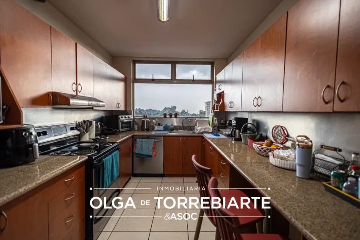 Apartamento en Benevento, Zona 14 — foto 5 de 10