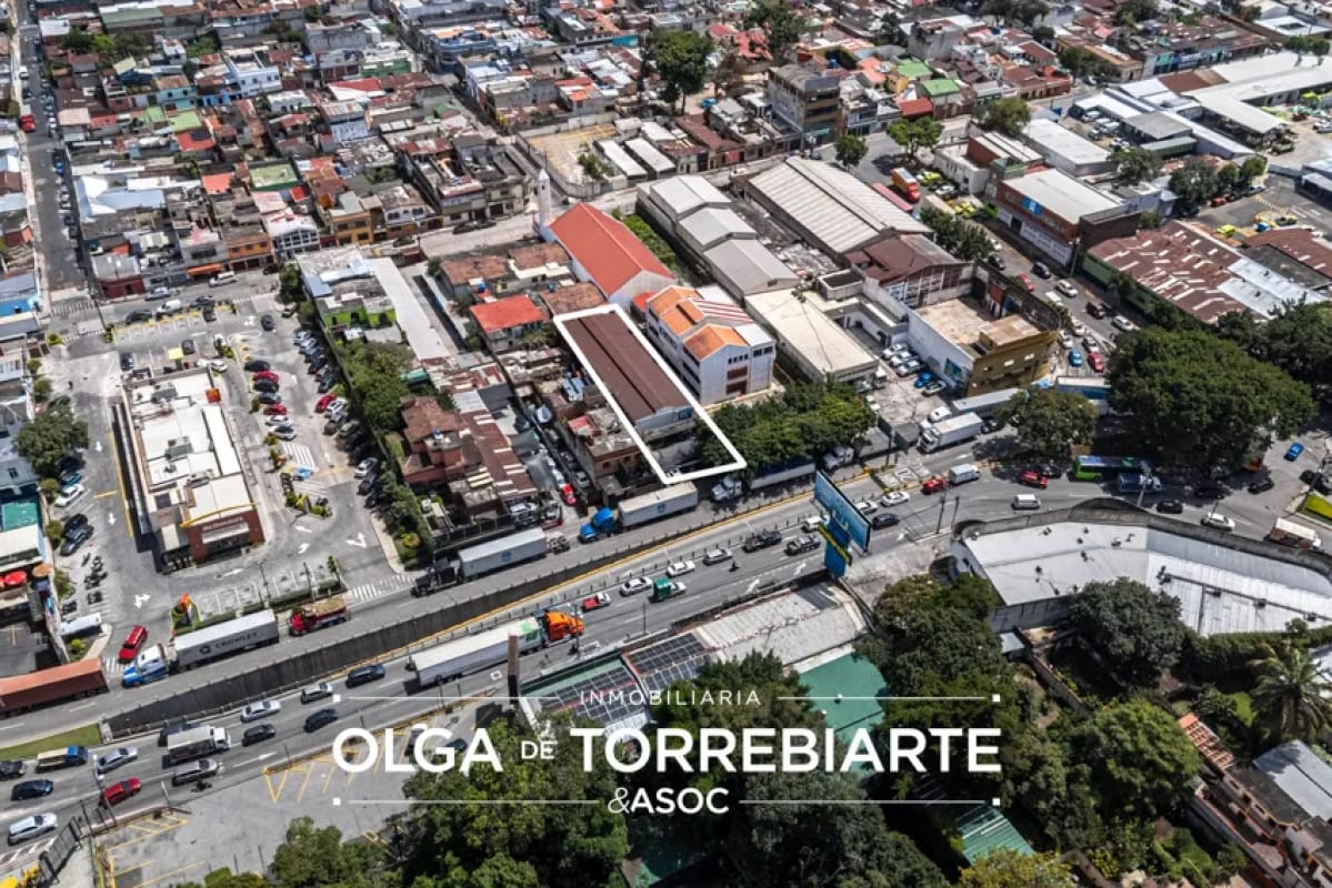 Bodega en venta zona 2 — foto 2 de 3