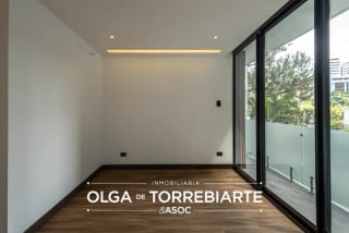 Casa en Condominio La Herradura, Zona 13 — miniatura 3 de 17