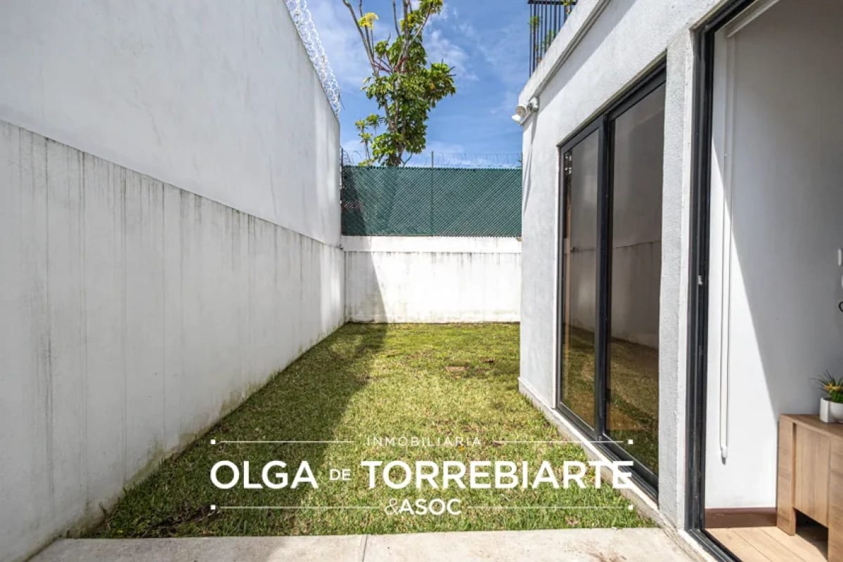 Apartamento con jardín y amueblado en N Américas, Zona 13 — foto 12 de 16