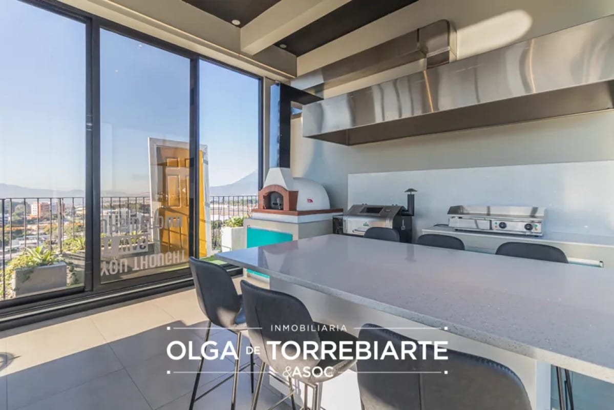 Apartamento con jardín y amueblado en N Américas, Zona 13 — foto 3 de 16