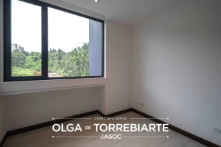 Apartamento en Spazio, Zona 15 — miniatura 8 de 17