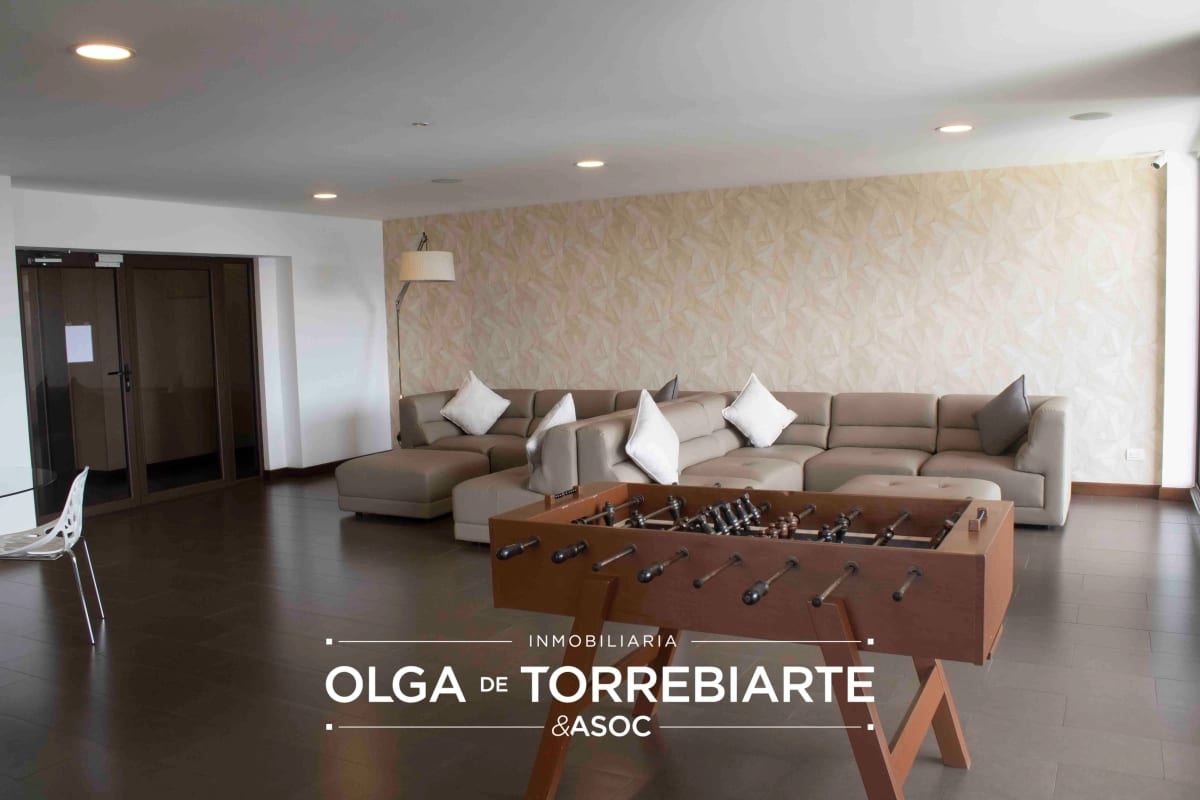Apartamento en Veinti4, Zona 10 — foto 7 de 10