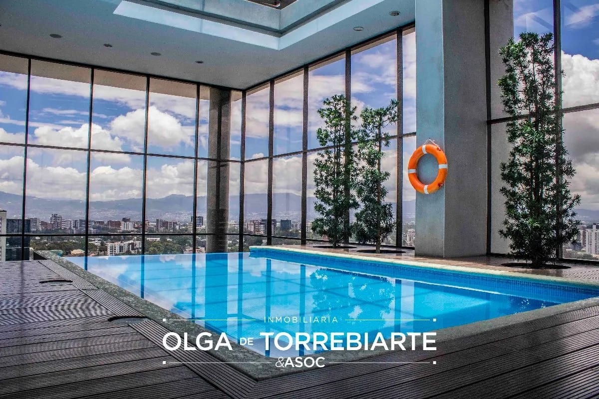 Apartamento en Veinti4, Zona 10 — foto 4 de 10