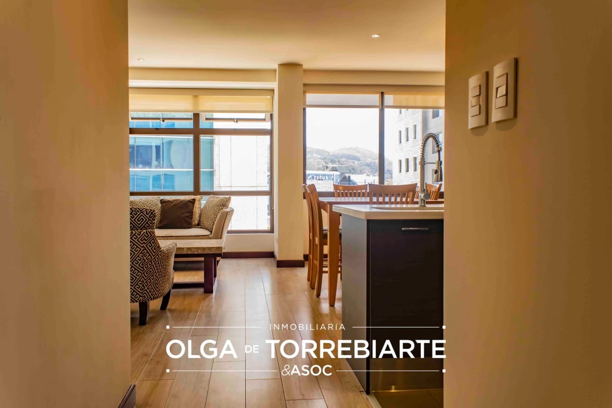 Apartamento en Veinti4, Zona 10 — foto 3 de 10