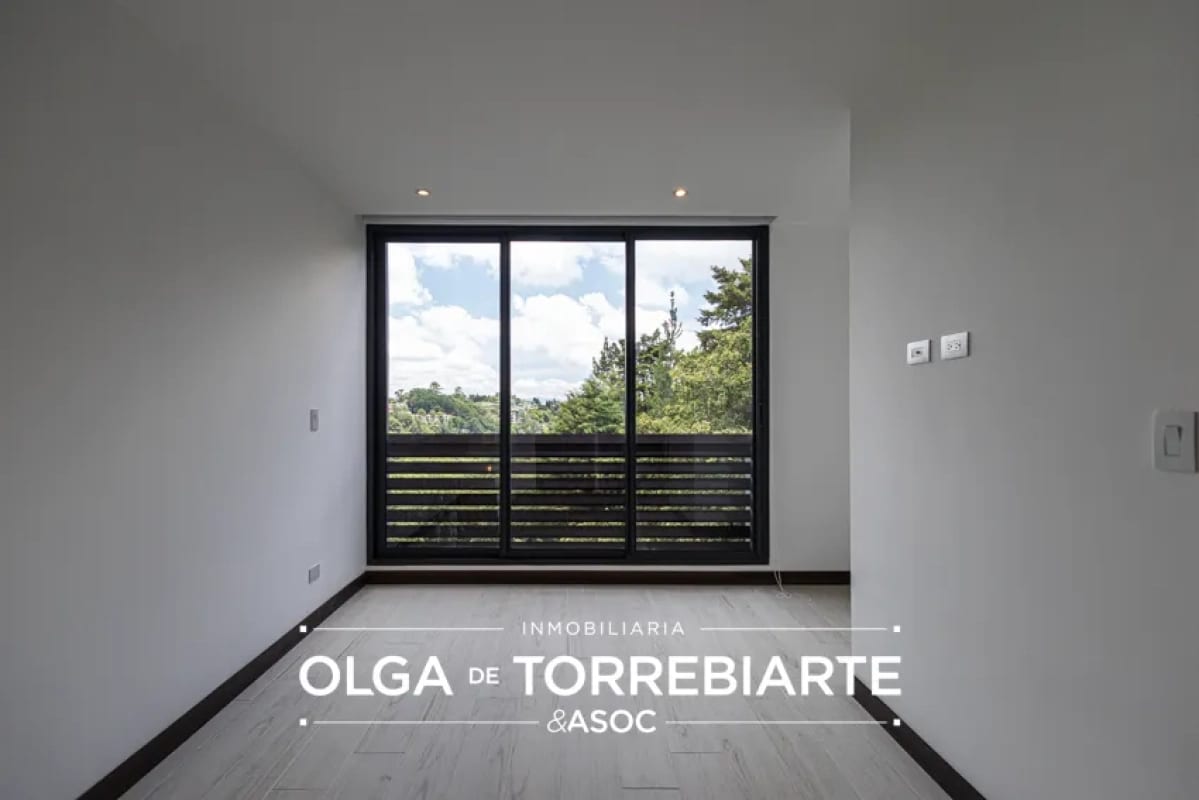 Apartamento en Spazio, Zona 15 — foto 10 de 16