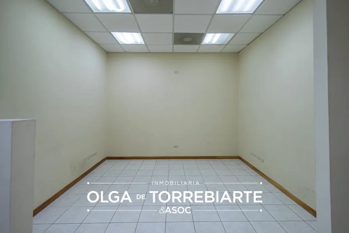 Oficina en Zona Pradera, Zona 10 — foto 12 de 13